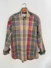 Load image into Gallery viewer, eddie bauer plaid button-down
