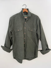 Load image into Gallery viewer, vintage hunter green chamois button-down
