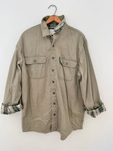Load image into Gallery viewer, vintage lined ll bean button-down
