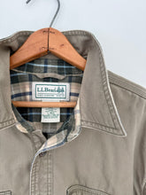 Load image into Gallery viewer, vintage lined ll bean button-down
