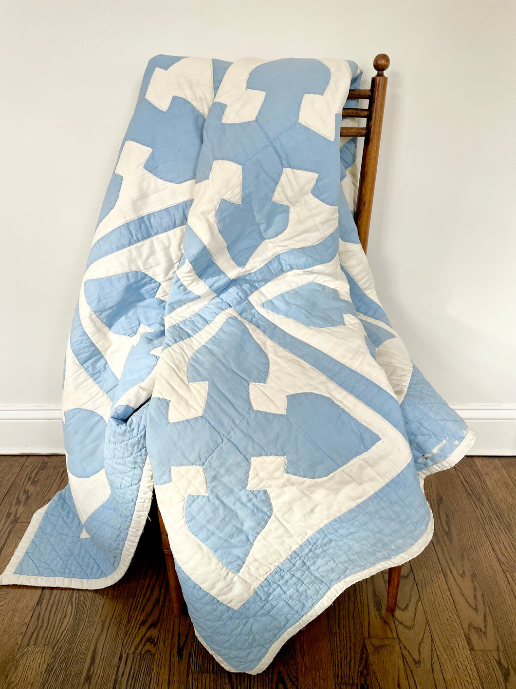 vintage blue and white quilt