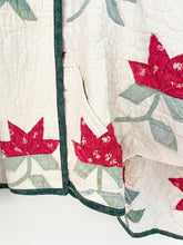 Load image into Gallery viewer, flower quilt coat
